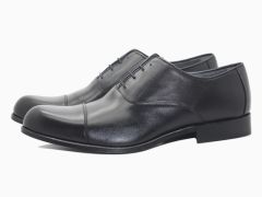 Chaussures classiques en cuir noir Garett