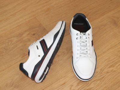 Sneakers Pegada en cuir blanc