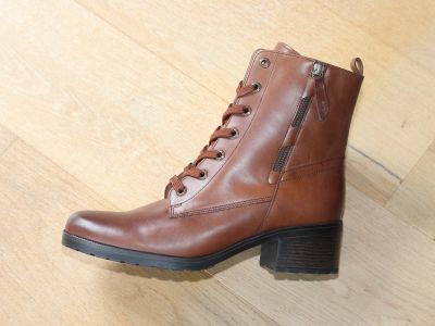 Bottines en cuir marron Gabor