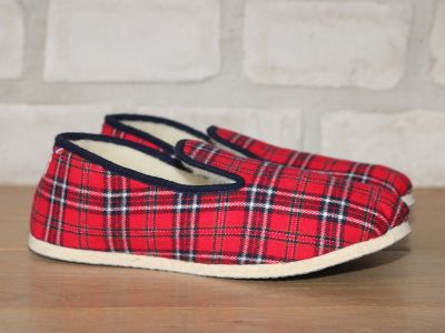 Charentaises traditionnelles Scottish en laine écossais rouge