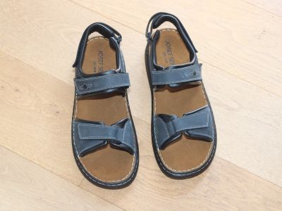 Sandales confortables Rafe en cuir et brides ajustables